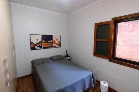 Casa de condomínio à venda com 270m², 3 quartos e 8 vagas Casa de condomínio à venda com 270m², 3 quartos e 8 vagasQuarto 2