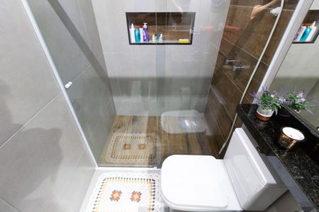 Casa de condomínio à venda com 270m², 3 quartos e 8 vagas Casa de condomínio à venda com 270m², 3 quartos e 8 vagasBanheiro Social