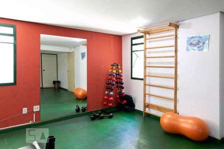 Apartamento à venda com 45m², 1 quarto e sem vagaAcademia