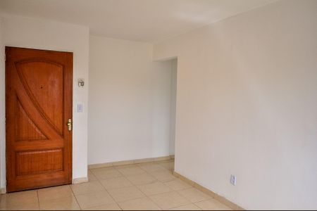 Apartamento para alugar com 28m², 1 quarto e 1 vaga Apartamento para alugar com 28m², 1 quarto e 1 vagaSala