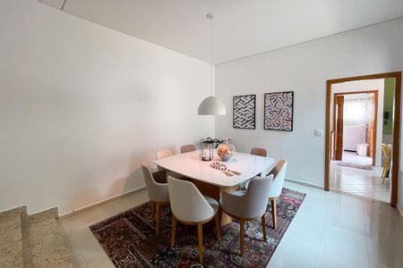 Casa à venda com 415m², 3 quartos e 8 vagasSala de Jantar