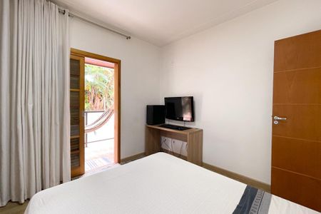 Casa à venda com 415m², 3 quartos e 8 vagasSuíte 1