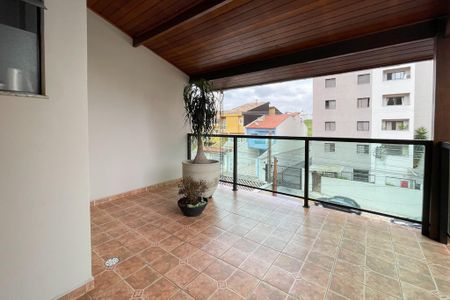 Casa à venda com 415m², 3 quartos e 8 vagasSacada - Suíte 2