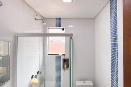 Casa à venda com 415m², 3 quartos e 8 vagasBanheiro - Suíte 1