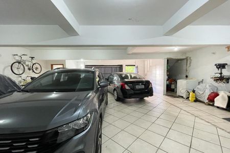 Casa à venda com 415m², 3 quartos e 8 vagasGaragem