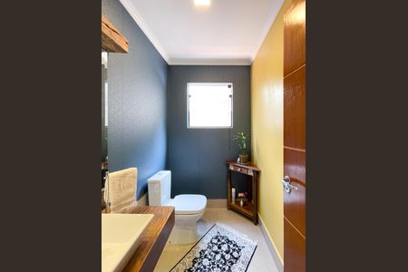 Casa à venda com 415m², 3 quartos e 8 vagasLavabo 1