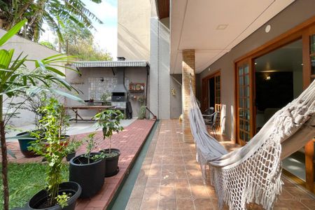 Casa à venda com 415m², 3 quartos e 8 vagasEspaço Gourmet
