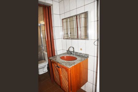 Casa à venda com 90m², 2 quartos e 1 vaga Casa à venda com 90m², 2 quartos e 1 vagaDetalhe - Banheiro Social