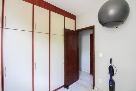 Apartamento à venda com 130m², 3 quartos e 2 vagasQuarto 1