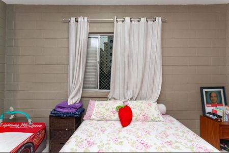 Casa à venda com 325m², 3 quartos e 9 vagas Casa à venda com 325m², 3 quartos e 9 vagasQuarto 1