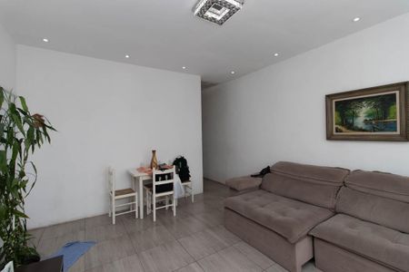 Casa à venda com 163m², 5 quartos e 2 vagas Casa à venda com 163m², 5 quartos e 2 vagasSala Casa 2