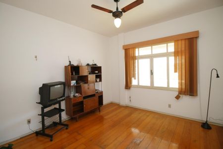 Casa à venda com 270m², 5 quartos e 6 vagasQuarto 3