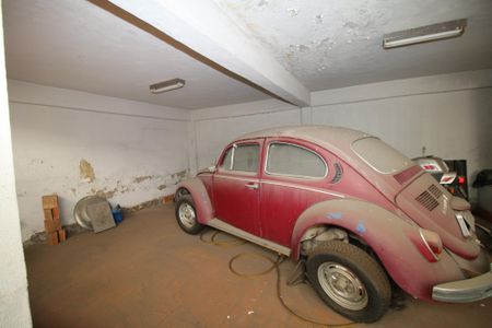 Casa à venda com 270m², 5 quartos e 6 vagasGaragem