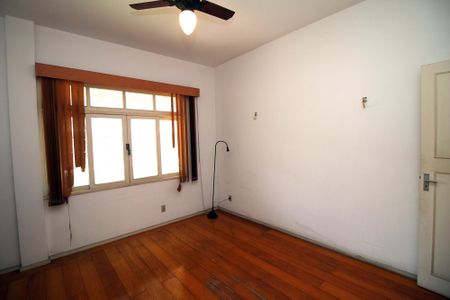 Casa à venda com 270m², 5 quartos e 6 vagasQuarto 3