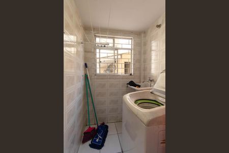 Apartamento para alugar com 56m², 2 quartos e 1 vaga Apartamento para alugar com 56m², 2 quartos e 1 vagaCozinha e Área de Serviço