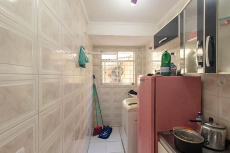 Apartamento para alugar com 56m², 2 quartos e 1 vaga Apartamento para alugar com 56m², 2 quartos e 1 vagaCozinha e Área de Serviço