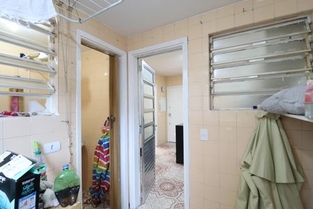 Apartamento à venda com 90m², 2 quartos e 1 vagaÁrea de Serviço e Banheiro de Serviço