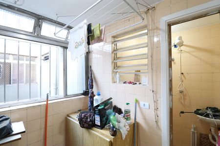 Apartamento à venda com 90m², 2 quartos e 1 vagaÁrea de Serviço e Banheiro de Serviço