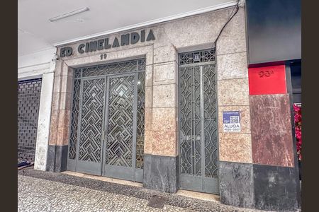Apartamento para alugar com 48m², 1 quarto e sem vaga Apartamento para alugar com 48m², 1 quarto e sem vagaFachada