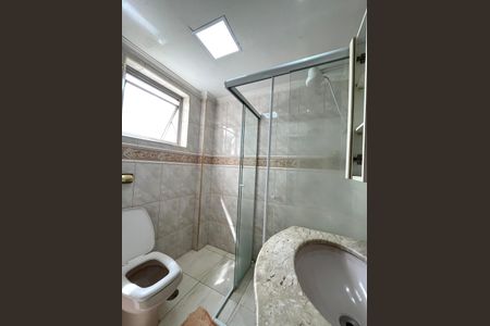 Apartamento à venda com 70m², 2 quartos e 1 vagaBanheiro 