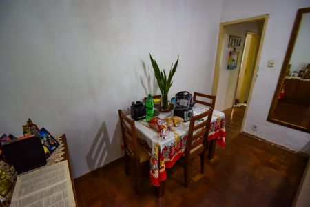 Apartamento à venda com 75m², 2 quartos e sem vaga Apartamento à venda com 75m², 2 quartos e sem vagaSala