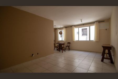 Apartamento para alugar com 70m², 1 quarto e 1 vagaSala
