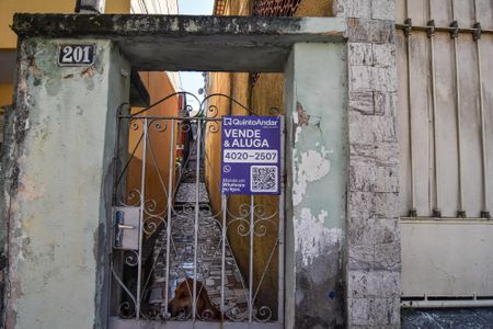 Casa à venda com 65m², 2 quartos e sem vaga Casa à venda com 65m², 2 quartos e sem vagaentrada