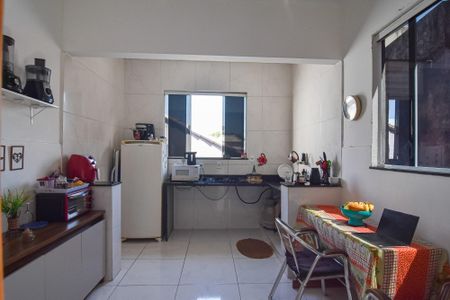 Casa à venda com 65m², 2 quartos e sem vaga Casa à venda com 65m², 2 quartos e sem vagaCozinha
