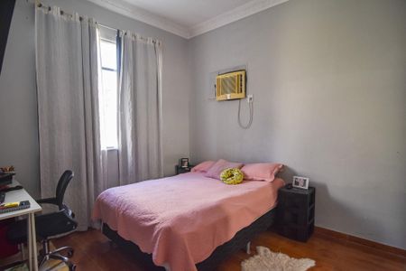Casa à venda com 65m², 2 quartos e sem vaga Casa à venda com 65m², 2 quartos e sem vagaQuarto 1
