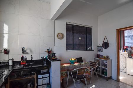 Casa à venda com 65m², 2 quartos e sem vaga Casa à venda com 65m², 2 quartos e sem vagaCozinha