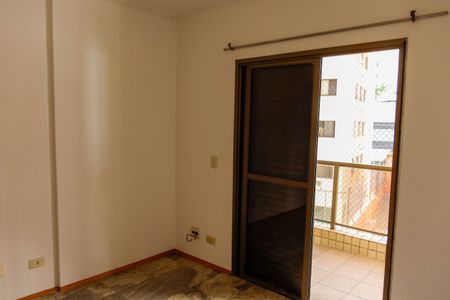 Apartamento à venda com 226m², 4 quartos e 2 vagas Apartamento à venda com 226m², 4 quartos e 2 vagasQuarto 2