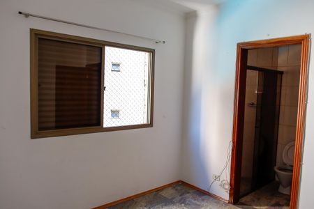 Apartamento à venda com 226m², 4 quartos e 2 vagas Apartamento à venda com 226m², 4 quartos e 2 vagasQuarto 3 - Suíte
