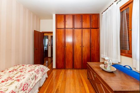 Casa à venda com 436m², 4 quartos e 4 vagasQuarto 3