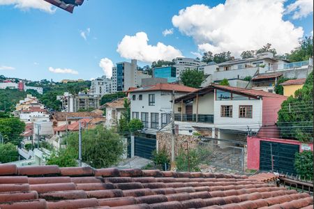 Casa à venda com 436m², 4 quartos e 4 vagasVaranda da Sala 5