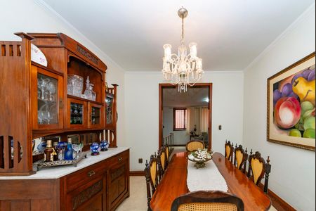 Casa à venda com 436m², 4 quartos e 4 vagasSala 2