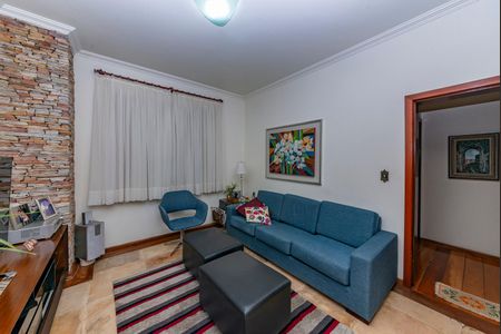 Casa à venda com 436m², 4 quartos e 4 vagasSala 6