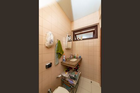 Casa à venda com 436m², 4 quartos e 4 vagasÁrea de Serviço