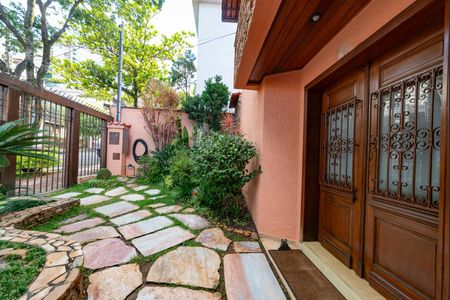 Casa à venda com 436m², 4 quartos e 4 vagasJardim