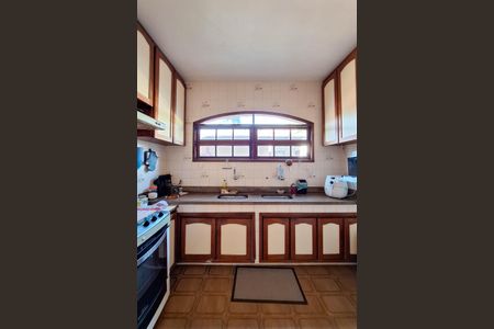 Casa à venda com 250m², 5 quartos e 4 vagasCozinha