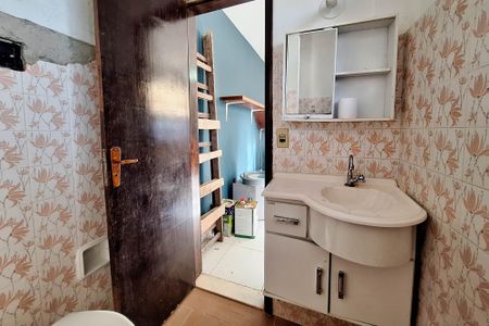 Casa à venda com 250m², 5 quartos e 4 vagasBanheiro da Suíte 4