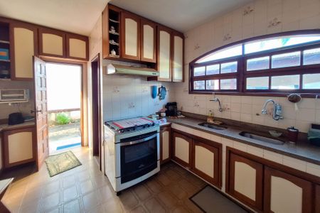 Casa à venda com 250m², 5 quartos e 4 vagasCozinha