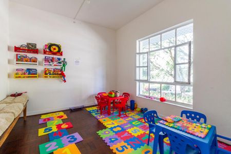 Apartamento à venda com 250m², 3 quartos e 2 vagas Apartamento à venda com 250m², 3 quartos e 2 vagasÁrea comum - Brinquedoteca