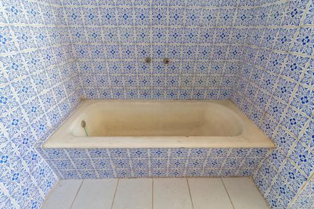 Apartamento à venda com 250m², 3 quartos e 2 vagas Apartamento à venda com 250m², 3 quartos e 2 vagasBanheiro 1