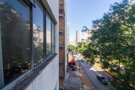 Apartamento à venda com 250m², 3 quartos e 2 vagas Apartamento à venda com 250m², 3 quartos e 2 vagasVista da Varanda