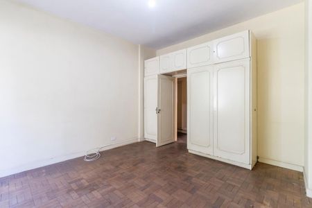 Apartamento à venda com 250m², 3 quartos e 2 vagas Apartamento à venda com 250m², 3 quartos e 2 vagasQuarto 1