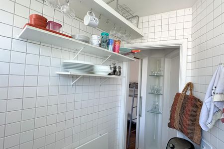 Apartamento à venda com 50m², 1 quarto e sem vagaCozinha