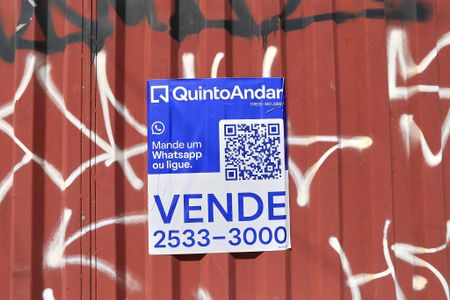 Casa à venda com 62m², 2 quartos e 1 vagaPlaquinha