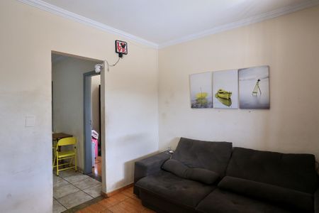 Casa à venda com 62m², 2 quartos e 1 vagaSala