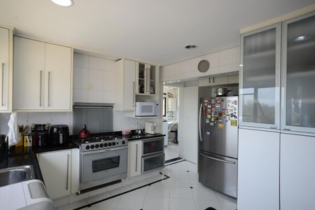 Apartamento à venda com 213m², 3 quartos e 3 vagasCozinha