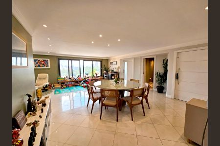 Apartamento à venda com 213m², 3 quartos e 3 vagasSala